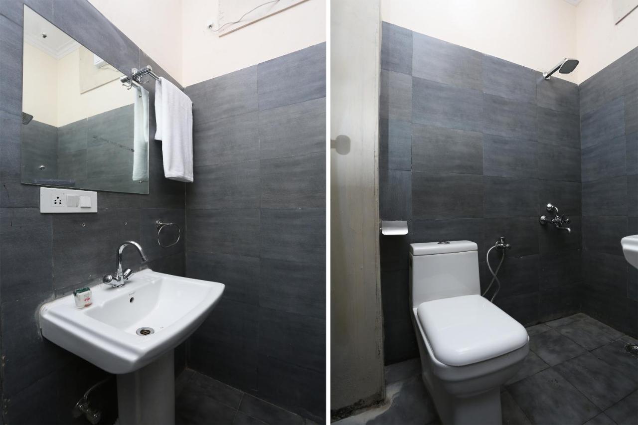 Oyo 28670 Hotel Dev Palace Gurgaon Dış mekan fotoğraf