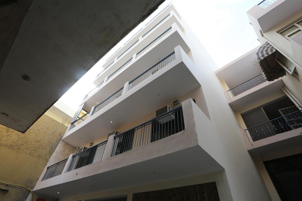 Oyo 28670 Hotel Dev Palace Gurgaon Dış mekan fotoğraf